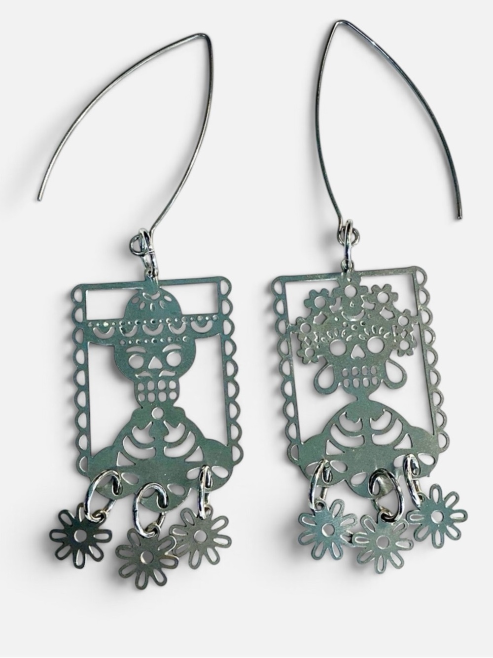 🆕 Man and Woman Sugar Skulls with Flowers Laser Etched Dangle Earrings
